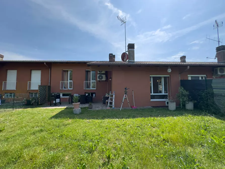 Immagine 55 di Villetta a schiera in vendita  in villaggio rododendro 10 a La Valletta Brianza