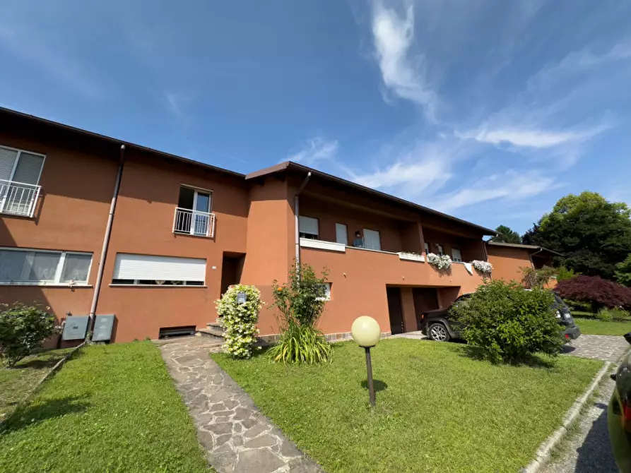 Immagine 68 di Villetta a schiera in vendita  in villaggio rododendro 10 a La Valletta Brianza