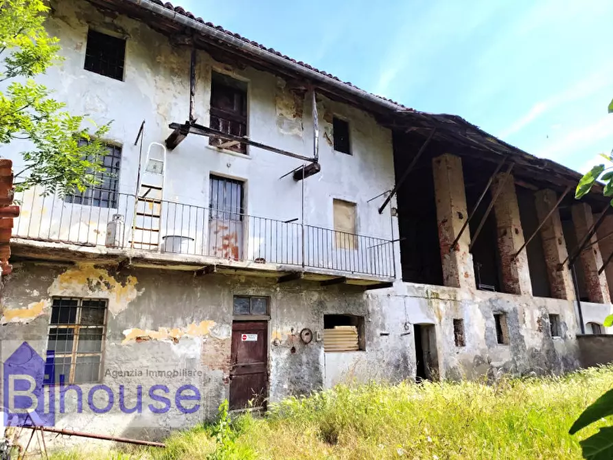 Immagine 2 di Rustico / casale in vendita  a Ponderano