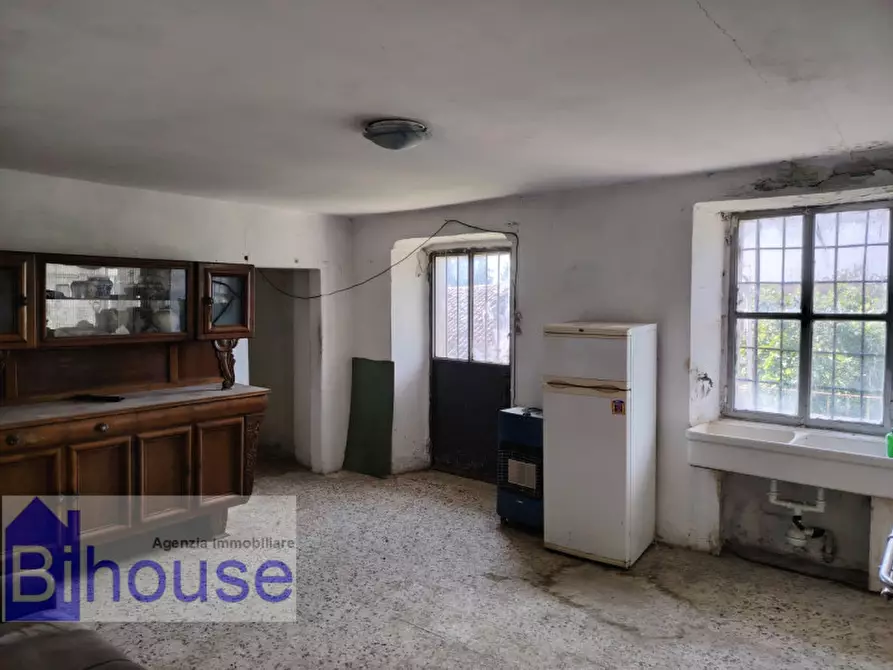 Immagine 8 di Rustico / casale in vendita  a Ponderano