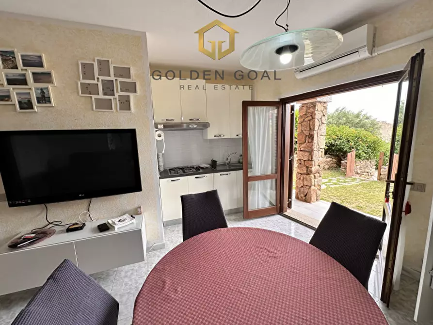 Immagine 8 di Appartamento in vendita  in MAIORCA a Budoni