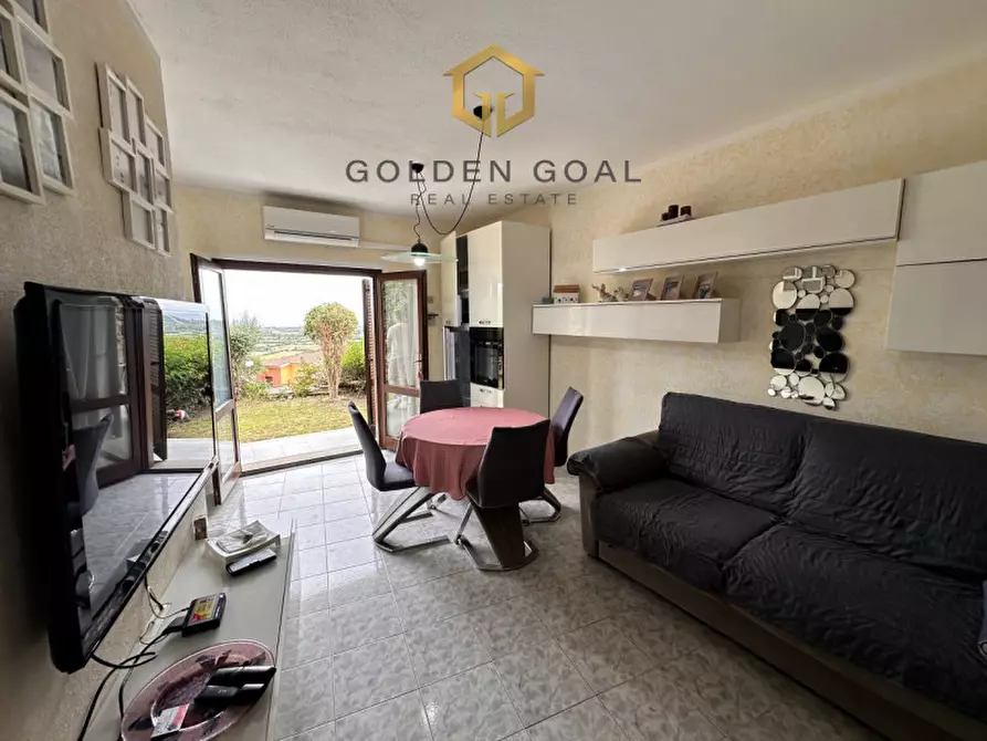 Immagine 10 di Appartamento in vendita  in MAIORCA a Budoni