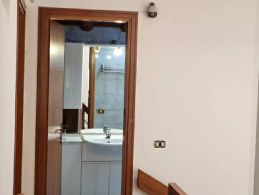 Immagine 18 di Villetta a schiera in affitto  a Padova