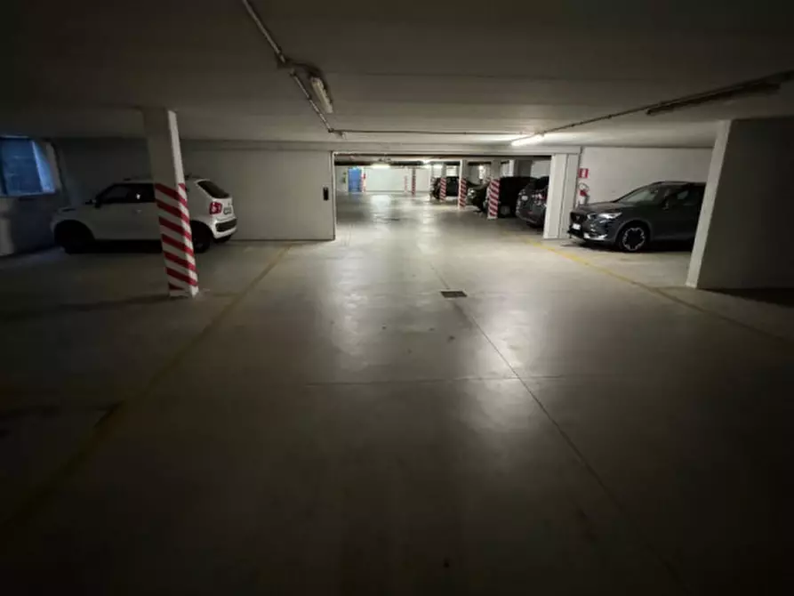 Immagine 9 di Ufficio in vendita  a Venezia