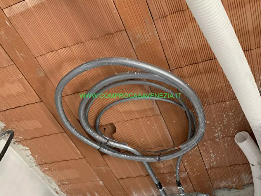 Immagine 14 di Appartamento in vendita  in PREGANZIOL CENTRO a Preganziol