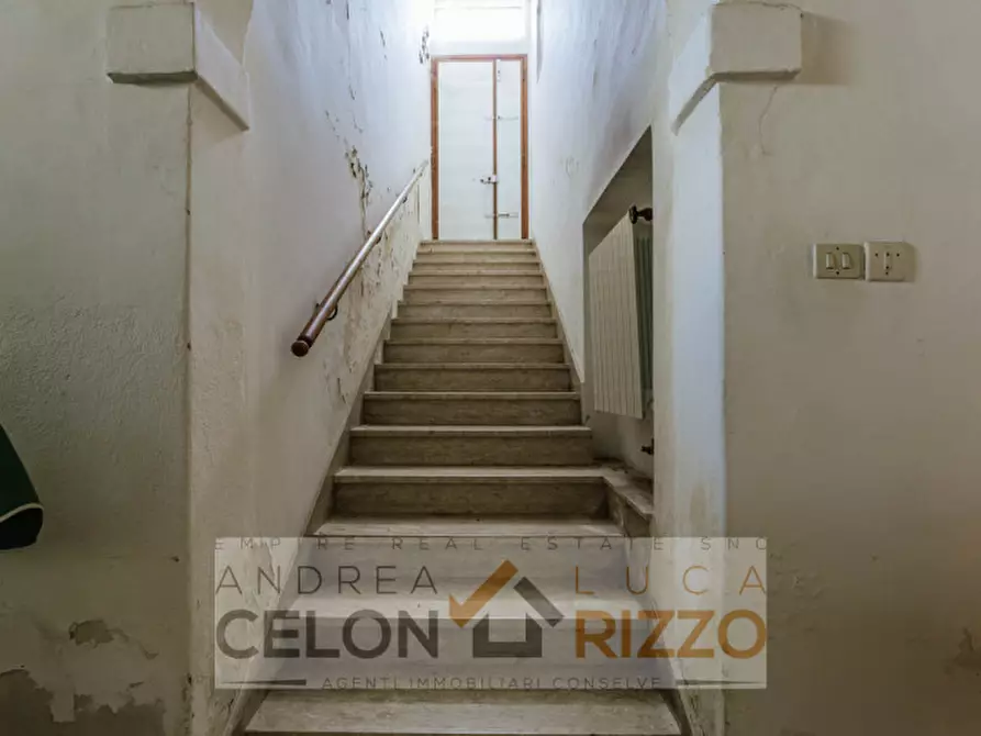 Immagine 8 di Palazzo in vendita  in Via Giuseppe Garibaldi, 5 a Bovolenta