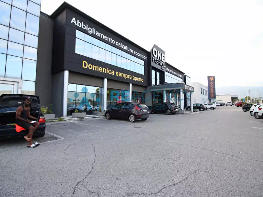 Immagine 10 di Ufficio in affitto  in Via Gombe a Thiene