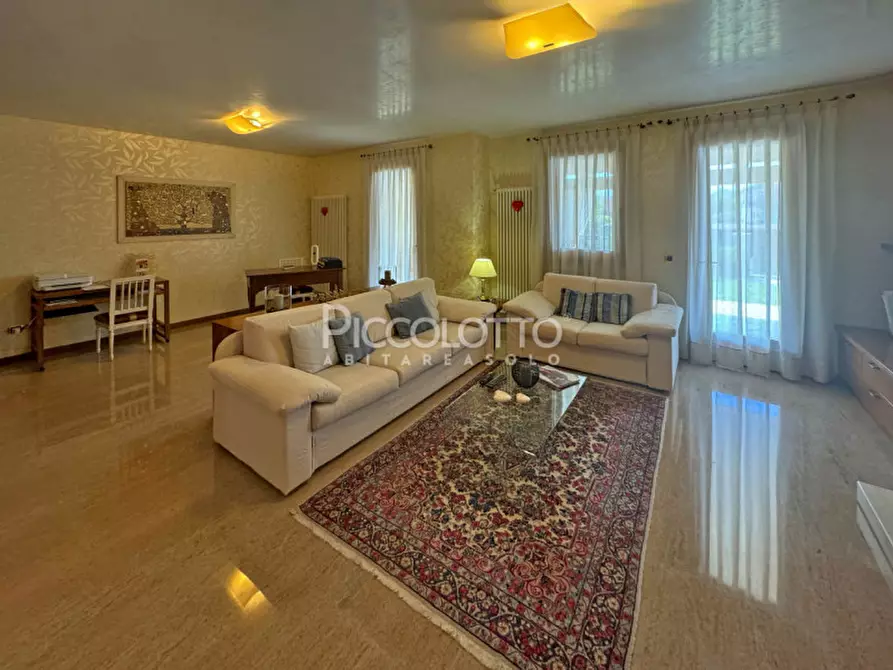 Immagine 5 di Casa bifamiliare in vendita  in via Fratta a Fonte