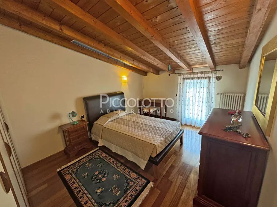 Immagine 14 di Casa bifamiliare in vendita  in via Fratta a Fonte