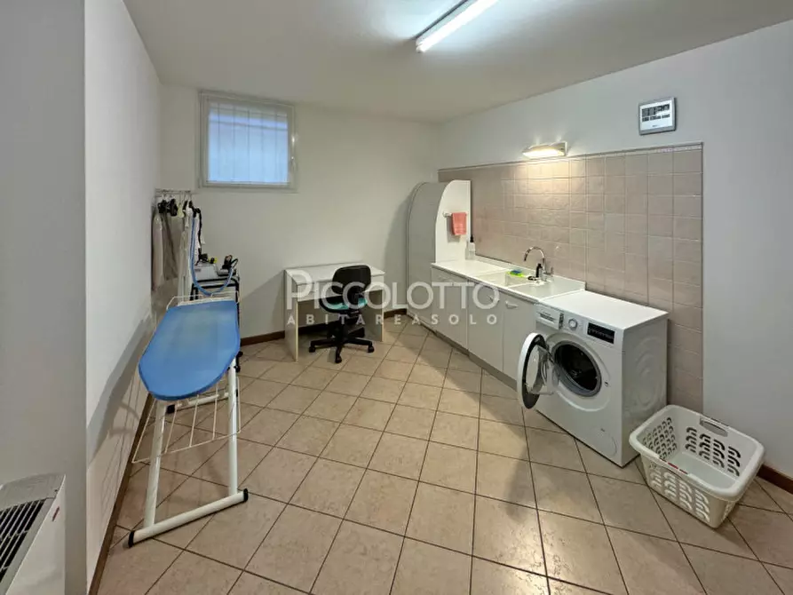 Immagine 25 di Casa bifamiliare in vendita  in via Fratta a Fonte