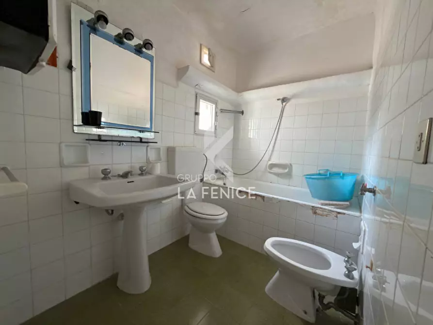 Immagine 46 di Rustico / casale in vendita  in contrada bellezza a Martina Franca