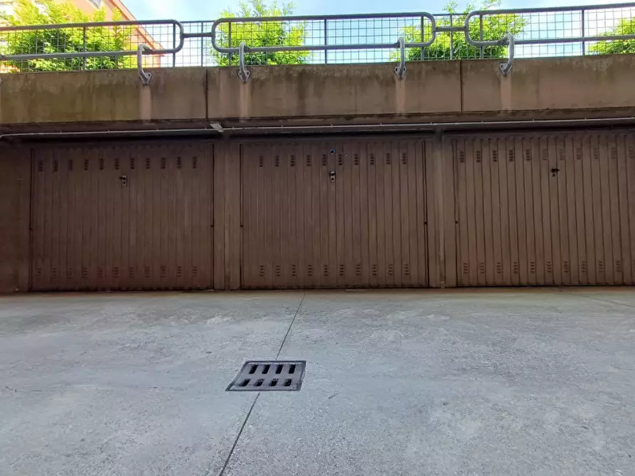 Immagine 2 di Garage in vendita  in Via Giovanni Pierluigi da Palestrina a Vicenza