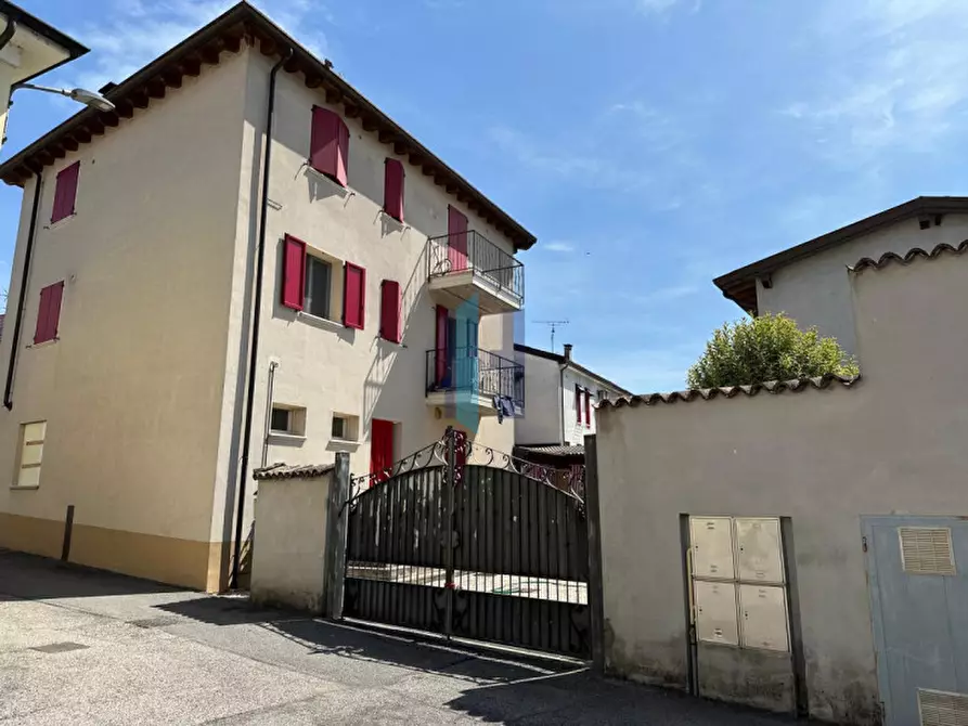 Immagine 3 di Attività commerciale in vendita  a Casalmoro