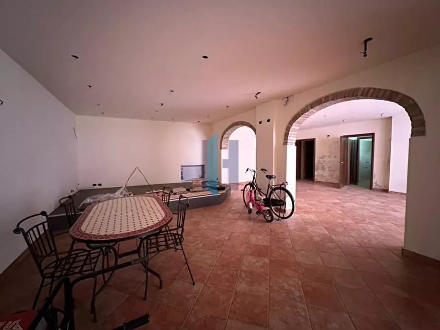 Immagine 20 di Attività commerciale in vendita  a Casalmoro