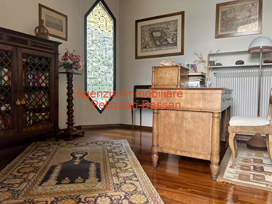 Immagine 6 di Villa in vendita  a Volpago Del Montello