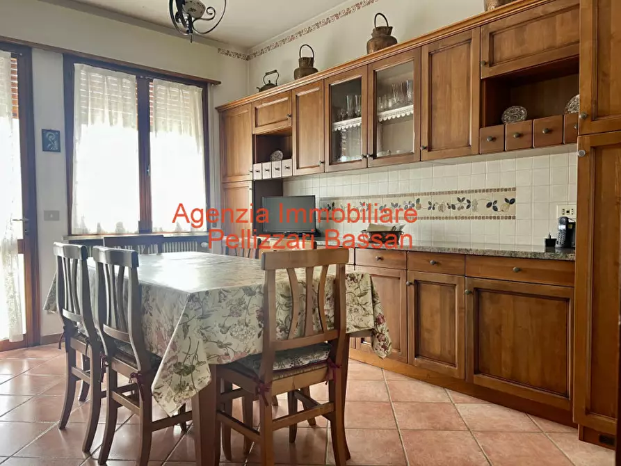 Immagine 7 di Villa in vendita  a Volpago Del Montello