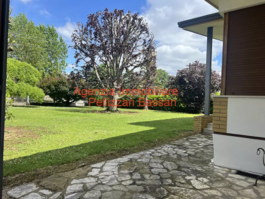 Immagine 24 di Villa in vendita  a Volpago Del Montello