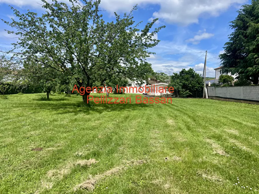 Immagine 27 di Villa in vendita  a Volpago Del Montello