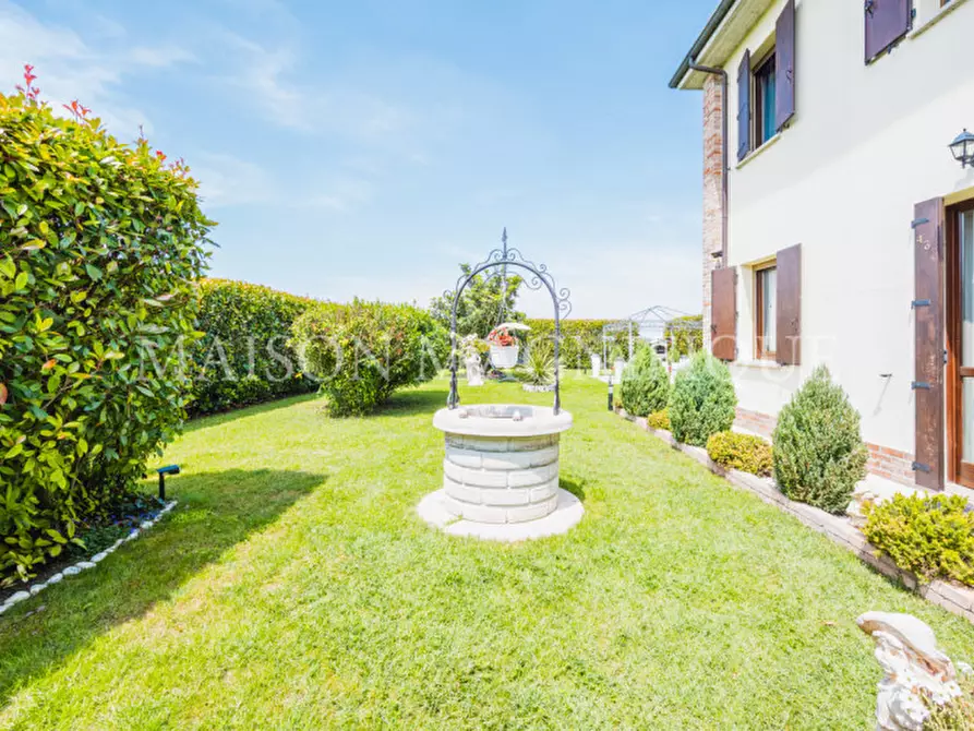 Immagine 35 di Villetta a schiera in vendita  in Via Tracchi a Poggio Renatico