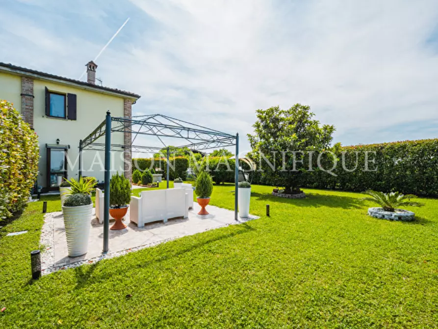 Immagine 39 di Villetta a schiera in vendita  in Via Tracchi a Poggio Renatico