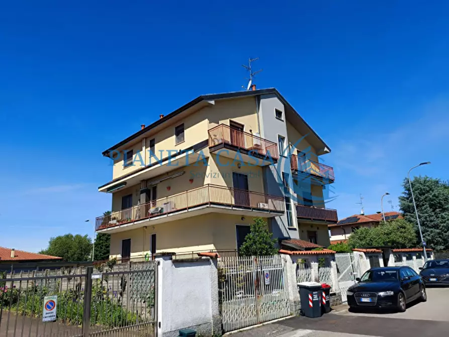 Immagine 3 di Appartamento in vendita  in via Capri 27 Pregnana Milanese a Pregnana Milanese