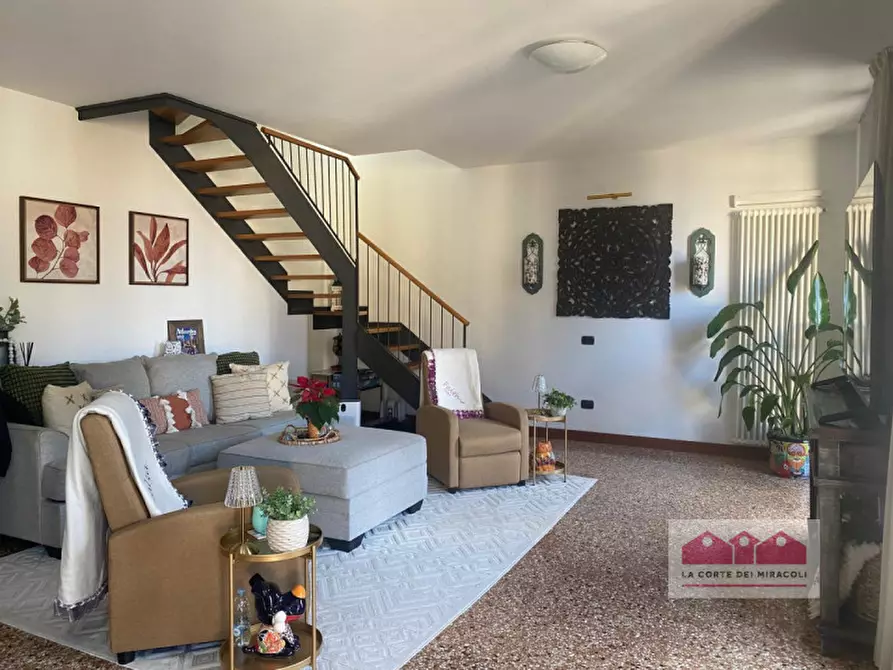 Immagine 2 di Appartamento in vendita  in Contra' del Quartiere a Vicenza