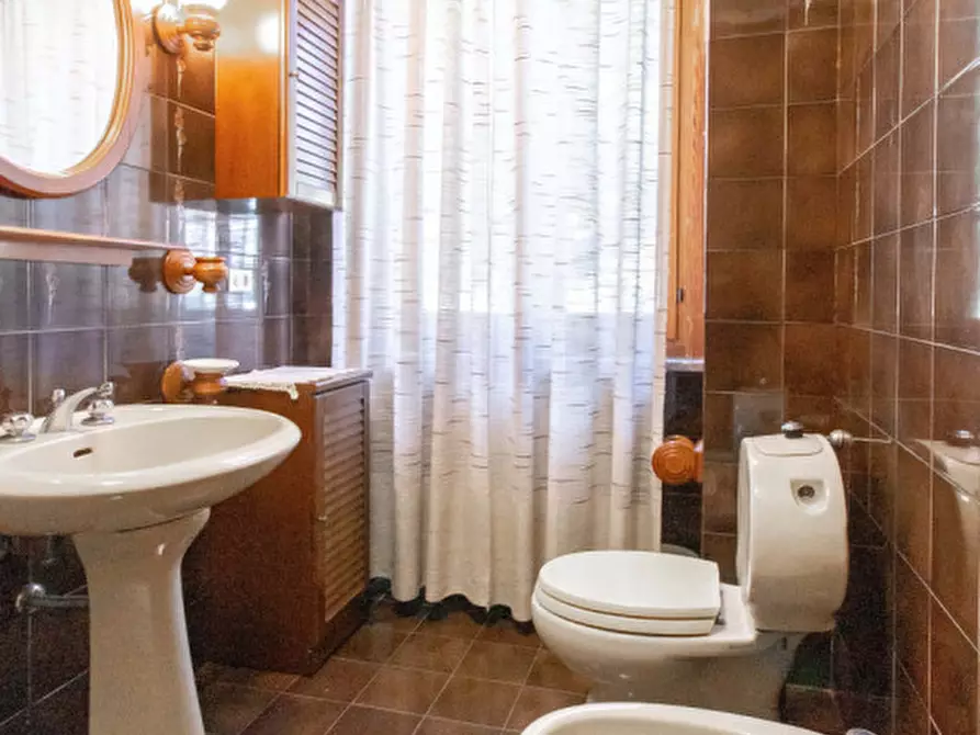 Immagine 34 di Villa in vendita  in Via XX Settembre, 2/A a Castagnole Monferrato