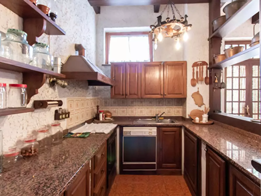 Immagine 38 di Villa in vendita  in Via XX Settembre, 2/A a Castagnole Monferrato