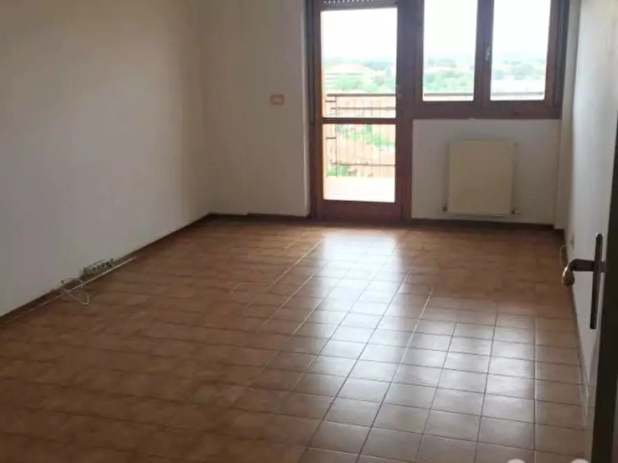 Immagine 11 di Appartamento in vendita  in Viale dei Caduti per la Resistenza a Roma