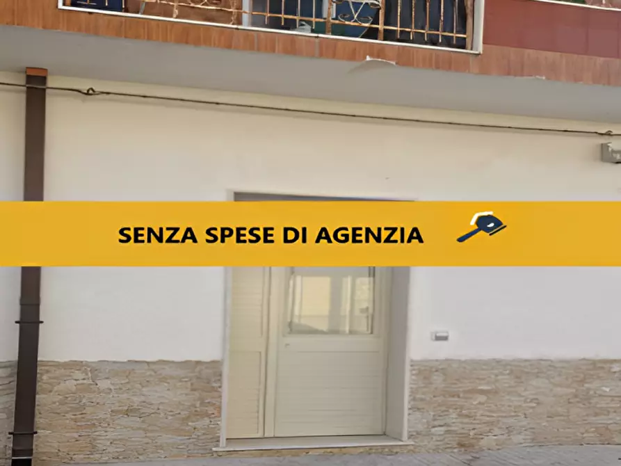 Immagine 2 di Negozio in vendita  in Via Giuseppe Mazzini, 121 a Pachino