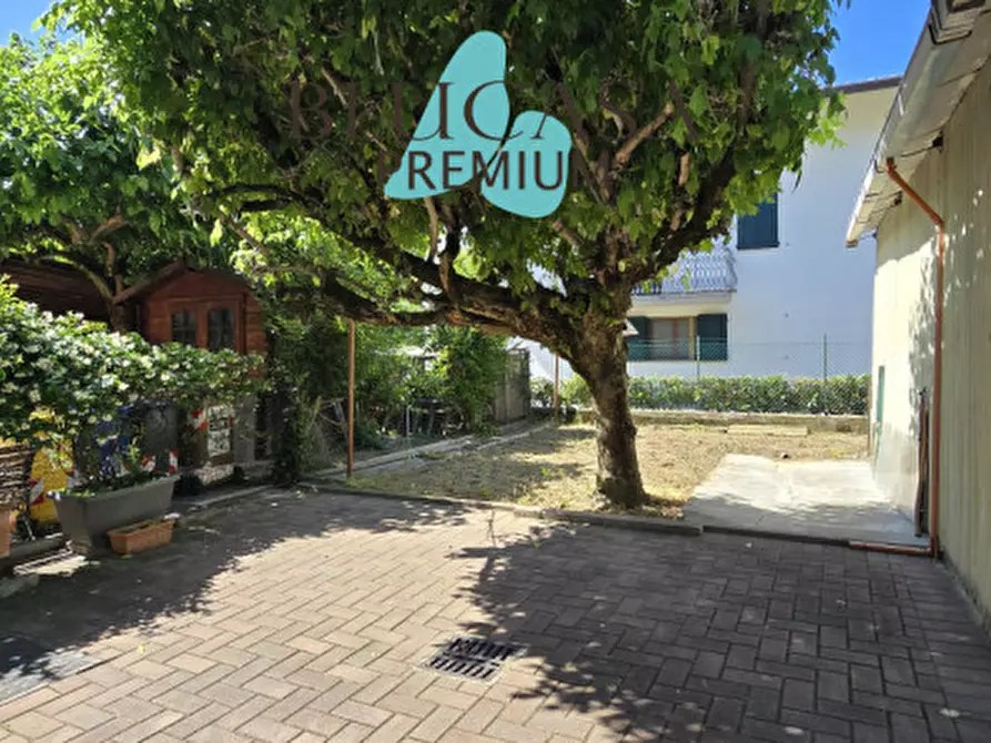 Immagine 39 di Appartamento in vendita  in Via Giuseppe Orceoli a Forli'