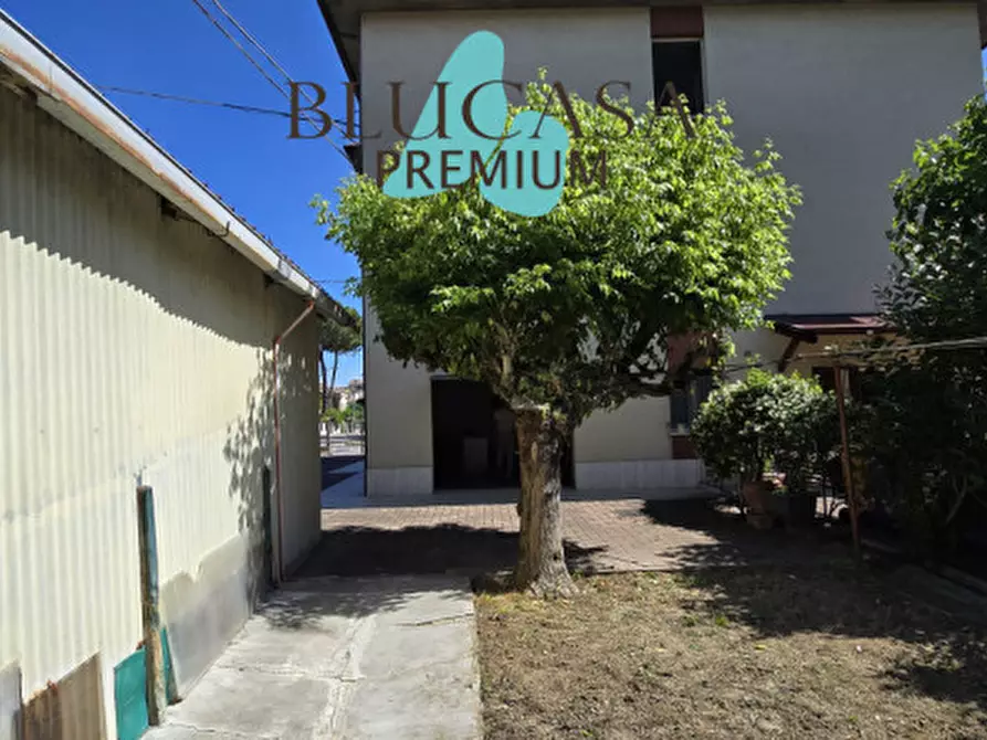 Immagine 53 di Appartamento in vendita  in Via Giuseppe Orceoli a Forli'