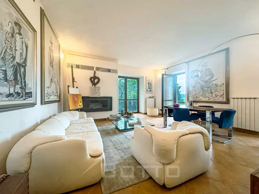 Immagine 9 di Villa in vendita  in Via Fratelli Varalli 3a a Varallo