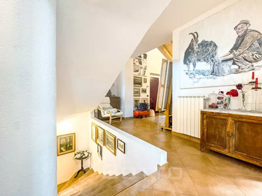 Immagine 10 di Villa in vendita  in Via Fratelli Varalli 3a a Varallo