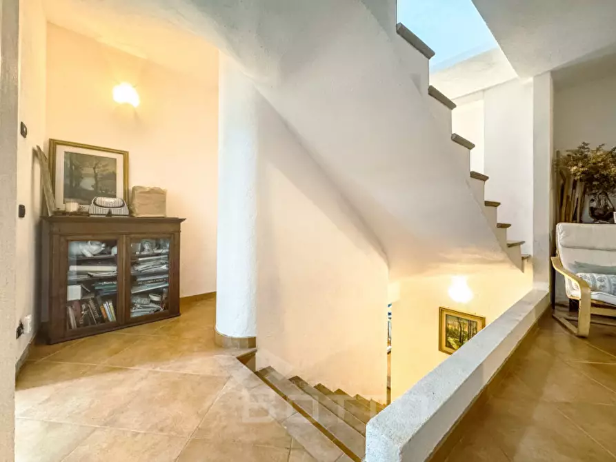 Immagine 11 di Villa in vendita  in Via Fratelli Varalli 3a a Varallo