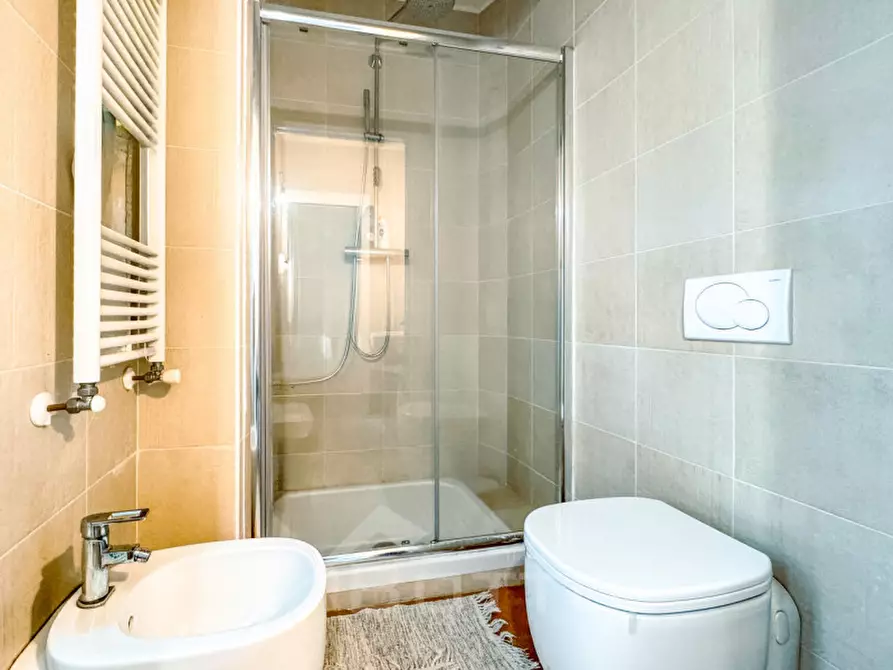 Immagine 16 di Villa in vendita  in Via Fratelli Varalli 3a a Varallo