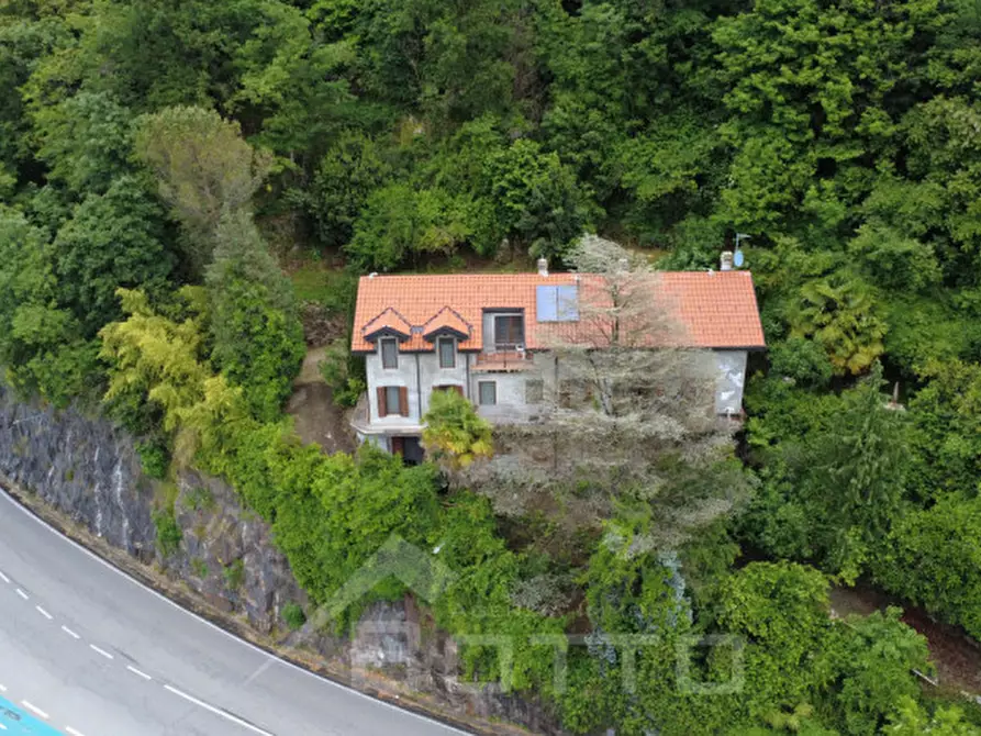 Immagine 28 di Villa in vendita  in Via Fratelli Varalli 3a a Varallo