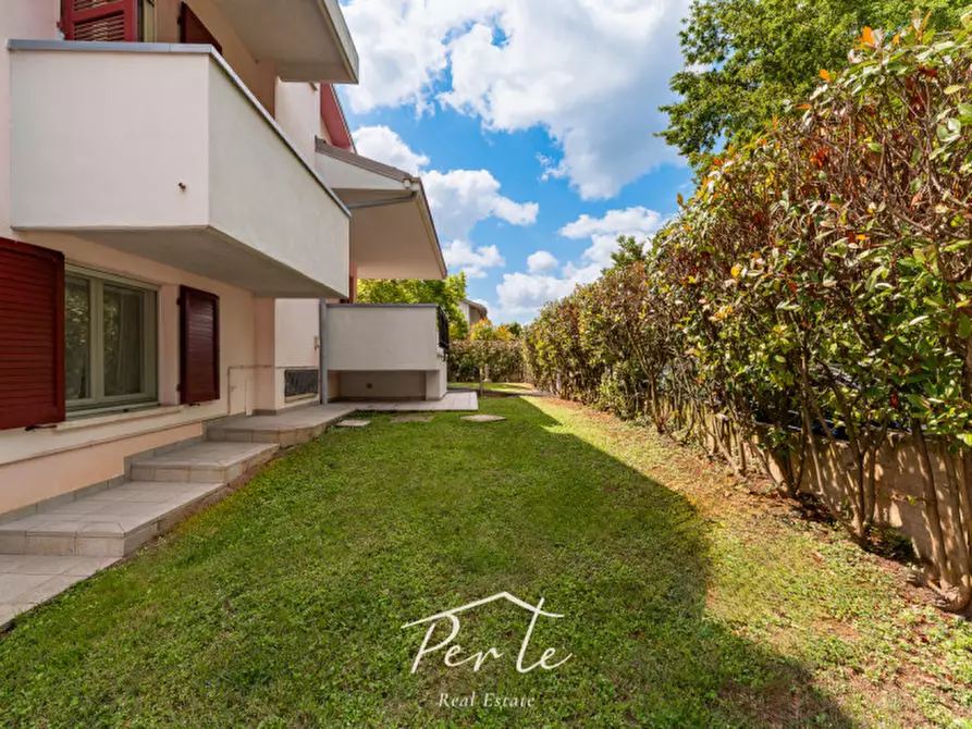 Immagine 13 di Villa in vendita  in viale goffredo mameli 12 a Reggiolo