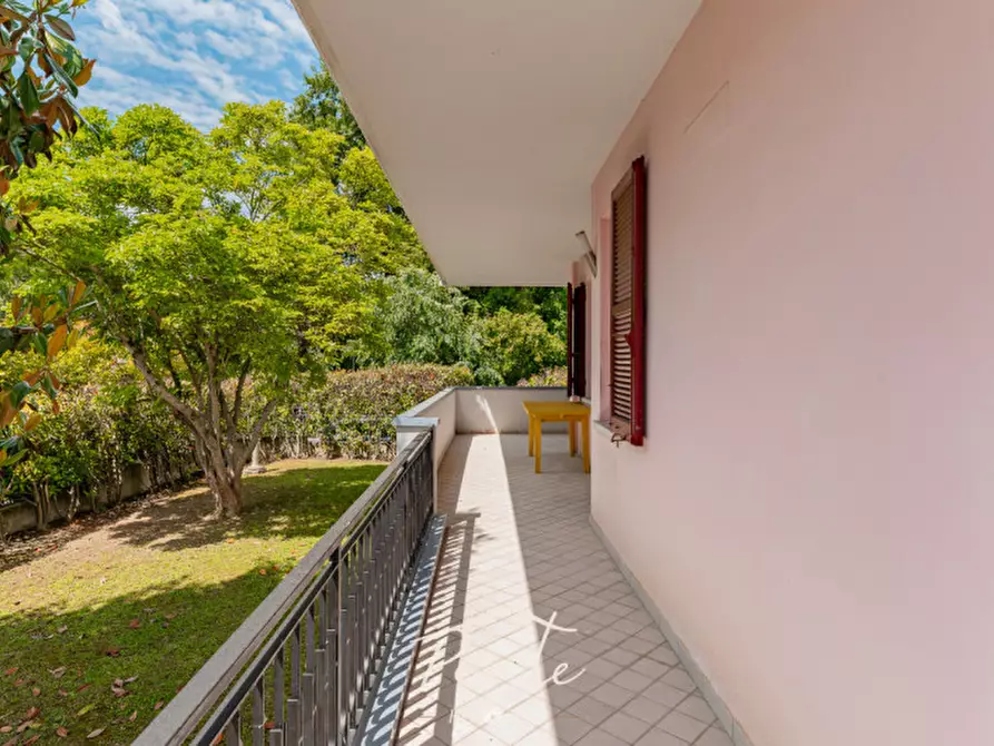 Immagine 16 di Villa in vendita  in viale goffredo mameli 12 a Reggiolo