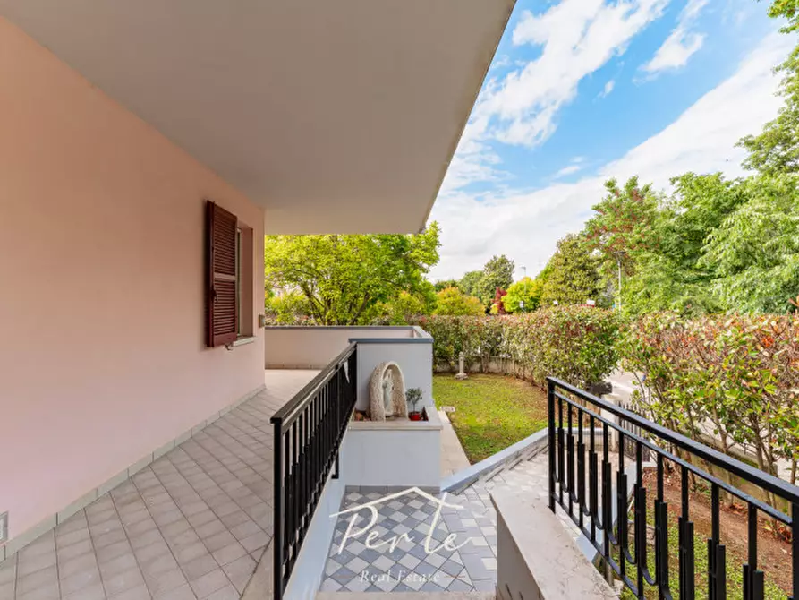 Immagine 17 di Villa in vendita  in viale goffredo mameli 12 a Reggiolo