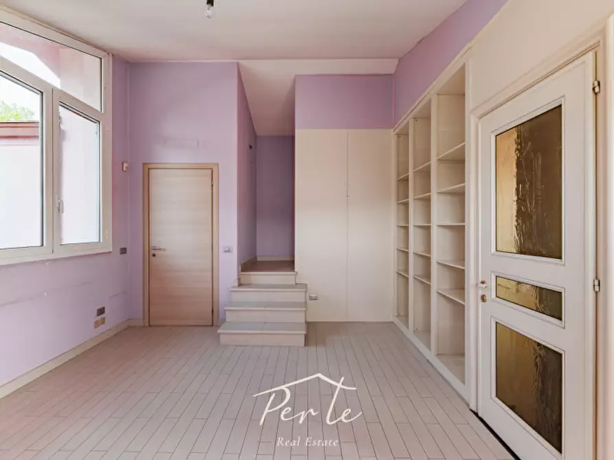 Immagine 35 di Villa in vendita  in viale goffredo mameli 12 a Reggiolo