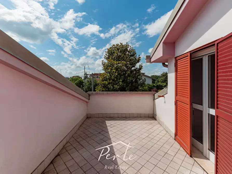 Immagine 36 di Villa in vendita  in viale goffredo mameli 12 a Reggiolo