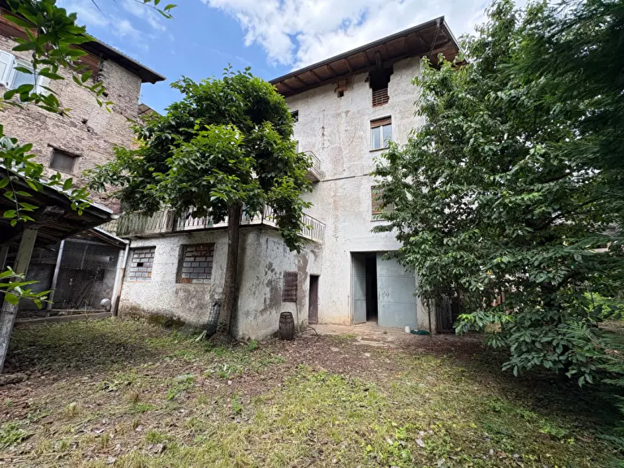 Immagine 1 di Casa indipendente in vendita  in primo vicolo bristol 3 a Lavis