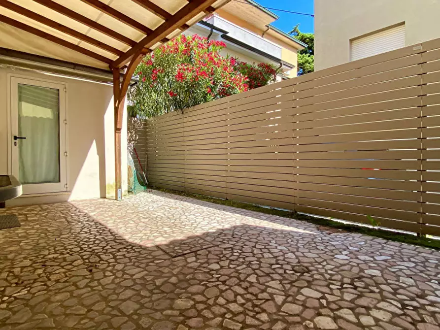 Immagine 14 di Casa bifamiliare in vendita  in Viale Ortigara a Vicenza