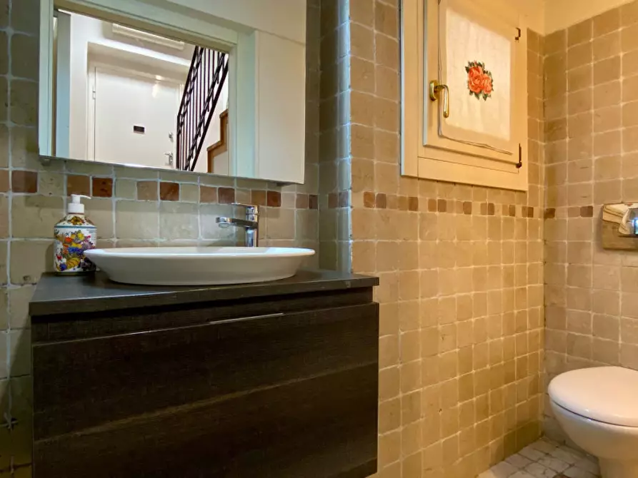 Immagine 16 di Casa bifamiliare in vendita  in Viale Ortigara a Vicenza