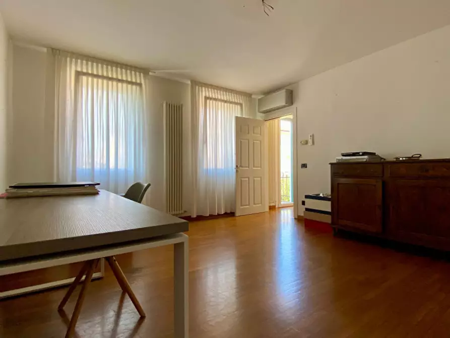 Immagine 22 di Casa bifamiliare in vendita  in Viale Ortigara a Vicenza