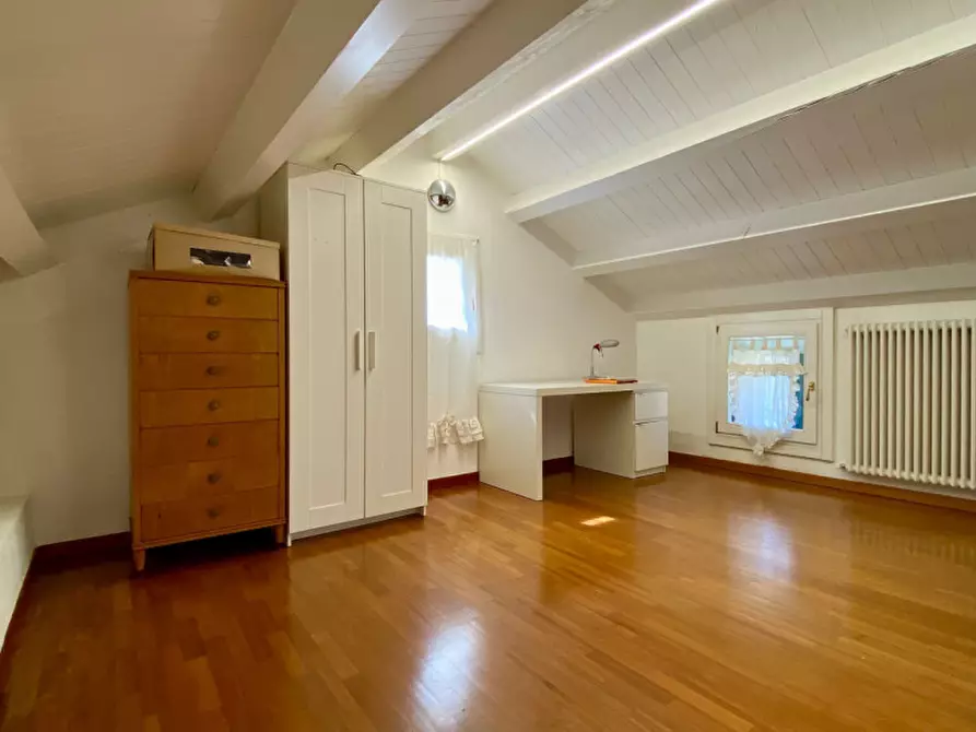 Immagine 27 di Casa bifamiliare in vendita  in Viale Ortigara a Vicenza