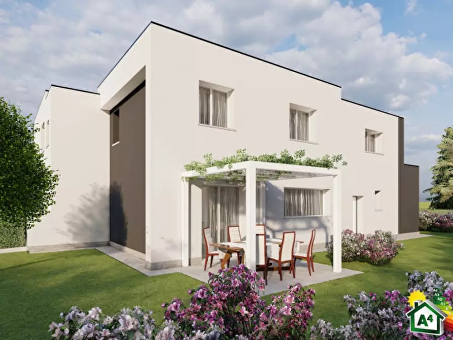 Immagine 3 di Casa trifamiliare in vendita  in Via Monte Rua a Padova