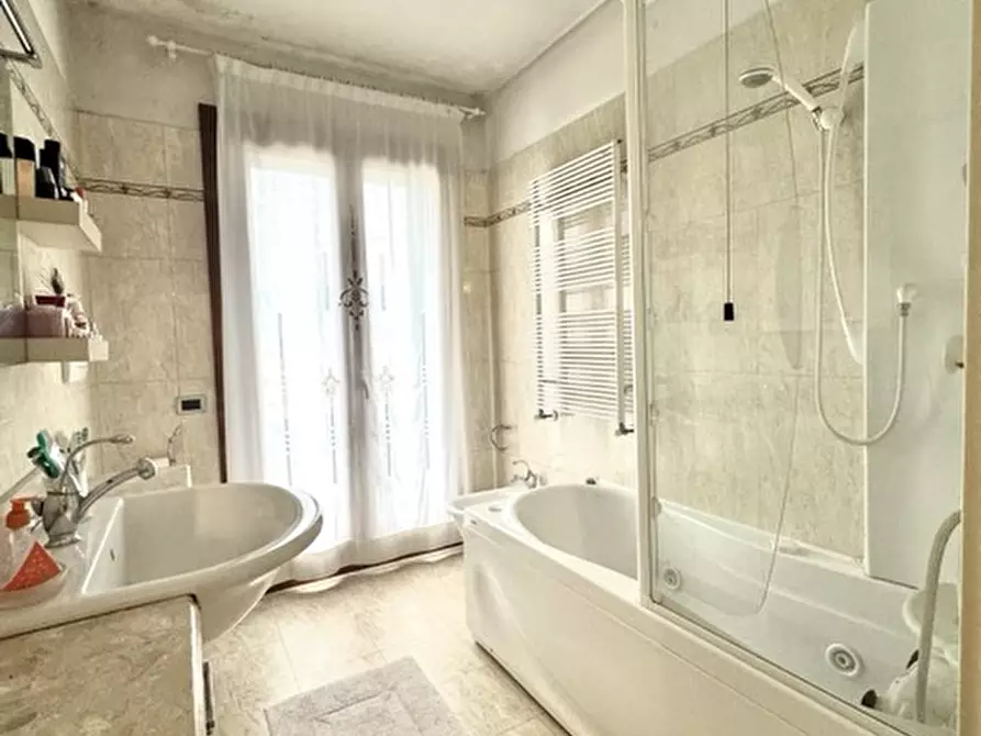 Immagine 11 di Appartamento in vendita  in Via Guglielmo Marconi a Malo