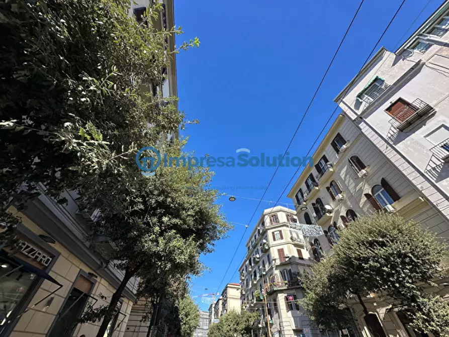 Immagine 7 di Negozio in affitto  in Corso Giuseppe Garibaldi a Napoli